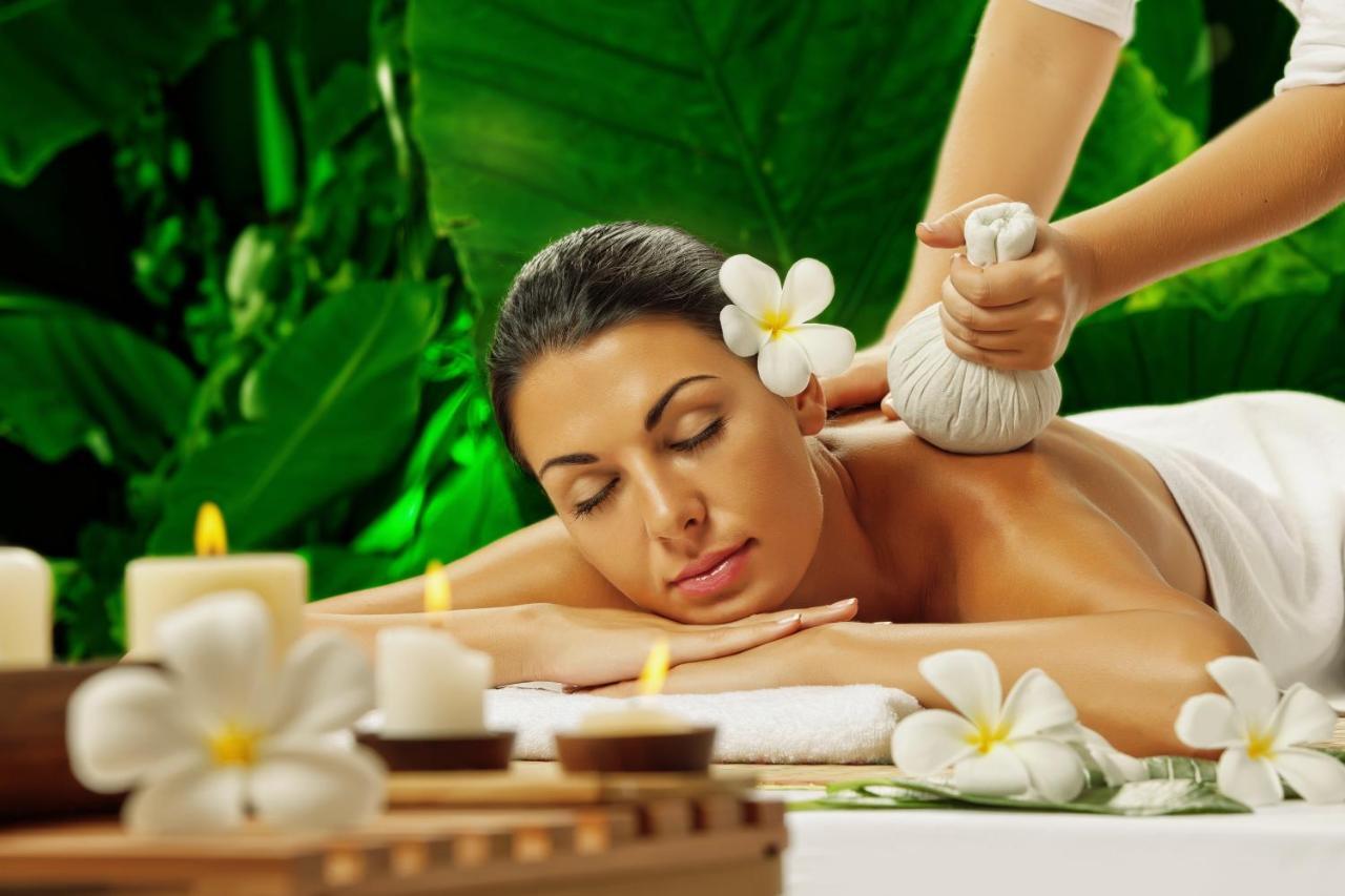 シェバヒル ホテル イスタンブール アジア エクステリア 写真 Thai herbal compress massage